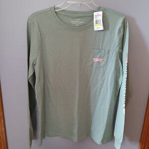 New Vineyard Vines Autumn Logo Tee, size M